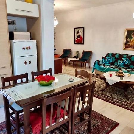 Marys House , Lovely 2-Bedroom Apartment سالونيك المظهر الخارجي الصورة