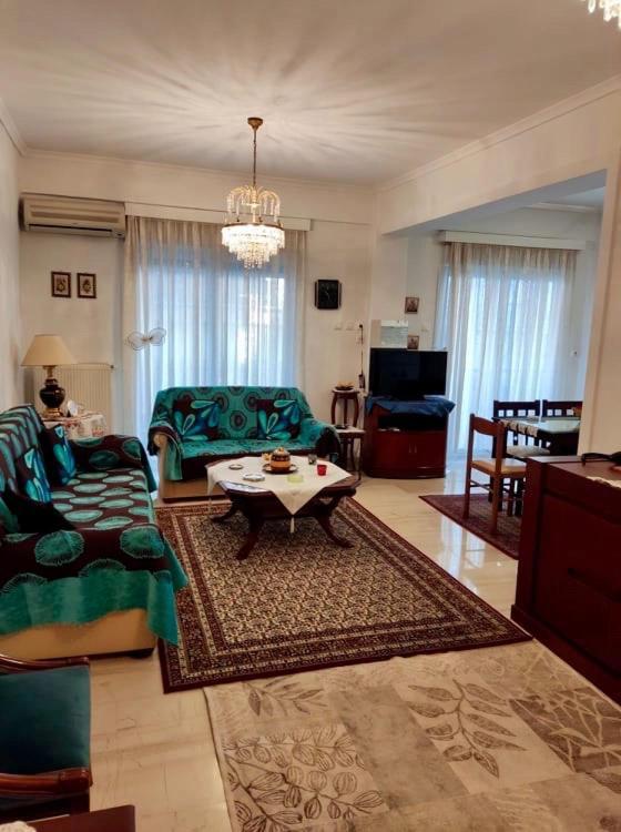 Marys House , Lovely 2-Bedroom Apartment سالونيك المظهر الخارجي الصورة